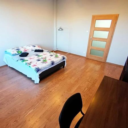 Fantastic Zg - S4 Pokoj 206 Зелёна-Гура Экстерьер фото